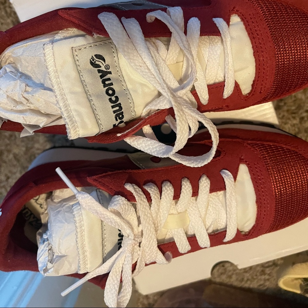 Saucony Red Authentic Sneakers BRAND NEW!!! **CLOSET CLEAN OUT***
